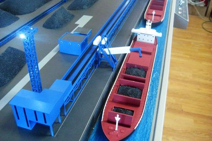 Макет морского угольного порта
